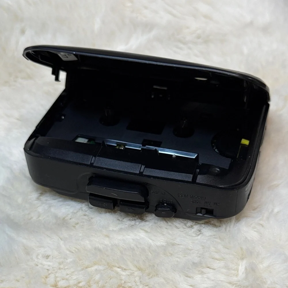 Sony Black Walkman FM/AM Cassette Player